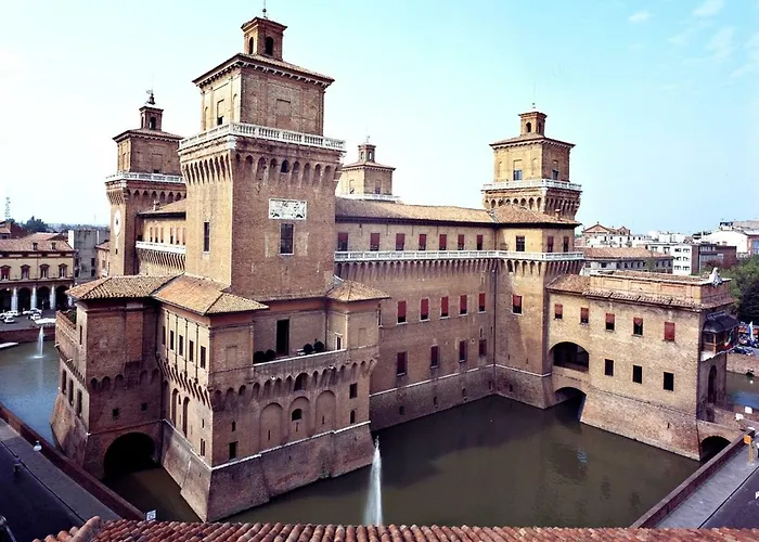 6 Villa Llido Degli Estensi