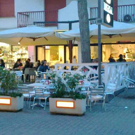 6 * Llido Degli Estensi