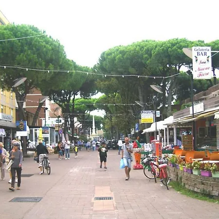6 Villa Llido Degli Estensi